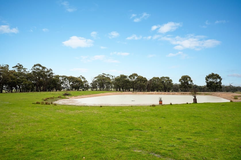Click to view all images 762 Derrinal-Crosbie Road Ladys Pass VIC 3523 - Image 3