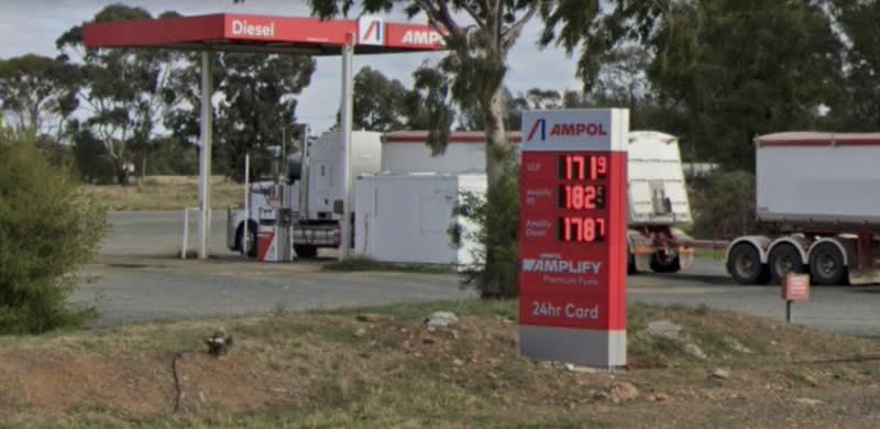 Click to view all images Service Station business for sale in Riverina NSW - Image 3