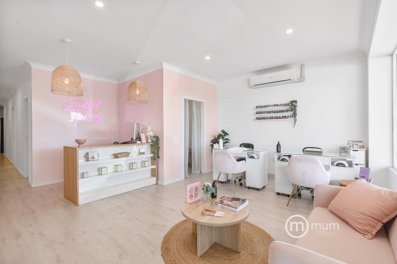 Click to view all images Beauty Salon business for sale in Ulladulla - Image 1