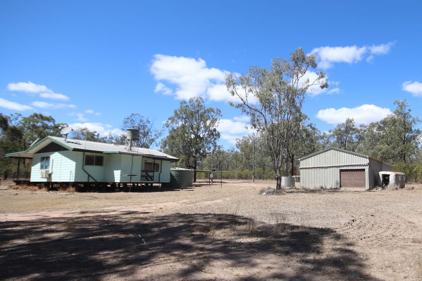 Click to view all images 421 Stanmore Road Coonambula QLD 4626 - Image 1