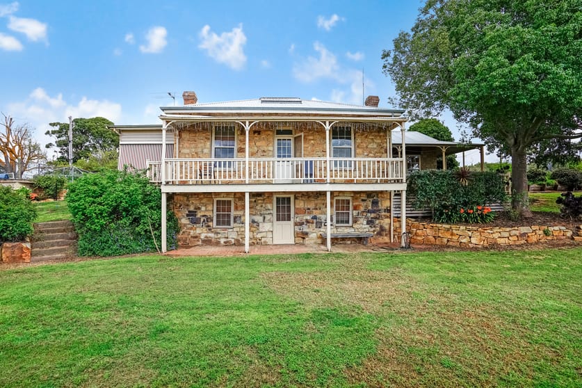 Click to view all images 180 Westgate Road Armstrong VIC 3377 - Image 2