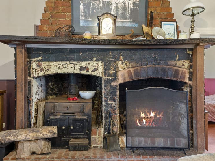 Click to view all images 200 Buffalo North Rd Buffalo VIC 3958 - Image 3