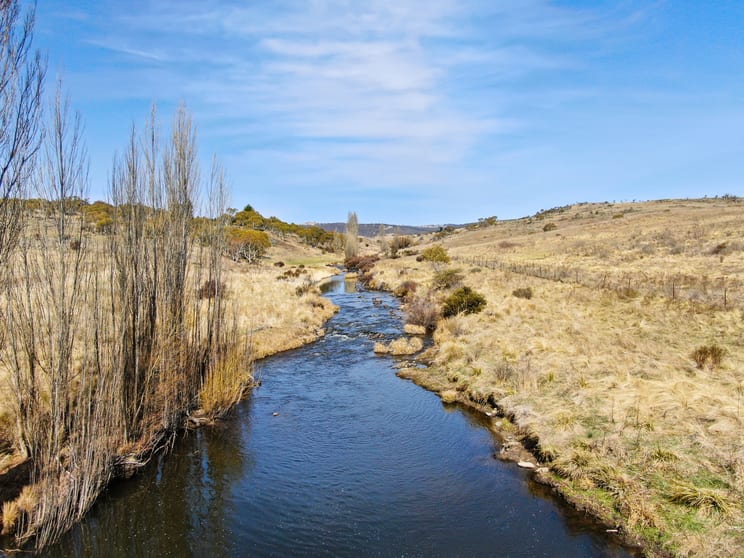 Click to view all images 15 Carruthers Road Jindabyne NSW 2627 - Image 3