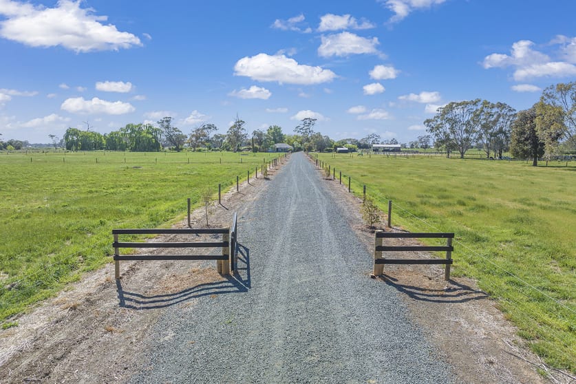 Click to view all images 1476 Girgarre-Rushworth Road Stanhope VIC 3623 - Image 3