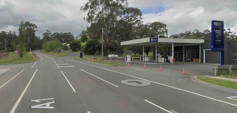 Click to view all images Service Station business for sale in Lakes & Wilderness - Greater Area VIC - Image 2
