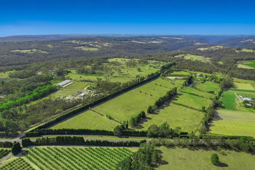 Click to view all images 2047 Wisemans Ferry Road Mangrove Mountain NSW 2250 - Image 1