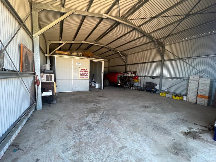Click to view all images Pine Road Young NSW 2594 - Image 3