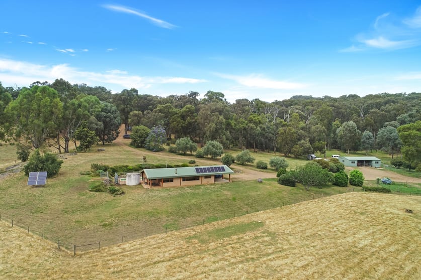 Click to view all images 467 Police Track Lima East VIC 3673 - Image 1