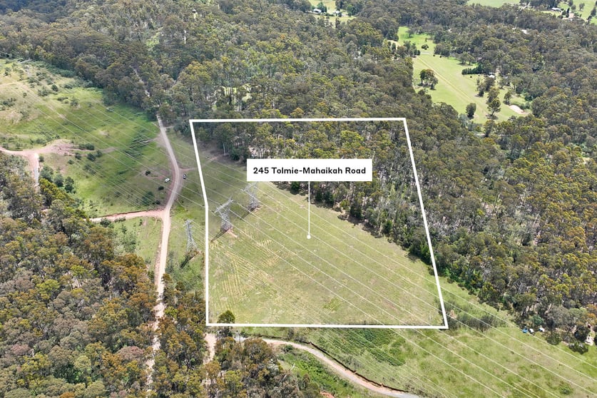 Click to view all images 245 Tolmie-Mahaikah Road Tolmie VIC 3723 - Image 3