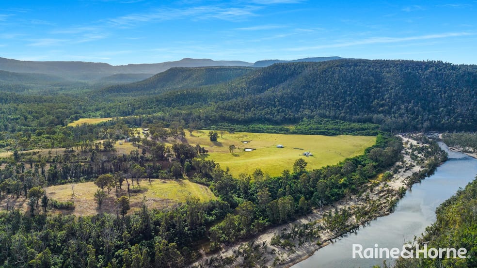 Click to view all images Ironbark Estate Lower Bugong Road Budgong NSW 2577 - Image 3