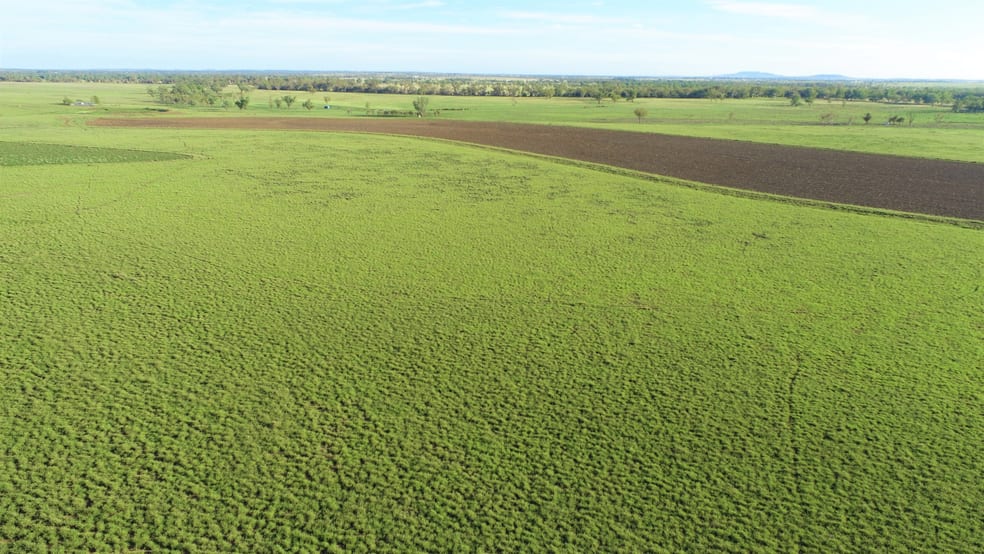 Click to view all images 'Yarrum' 930A Southern Road Roma QLD 4455 - Image 2