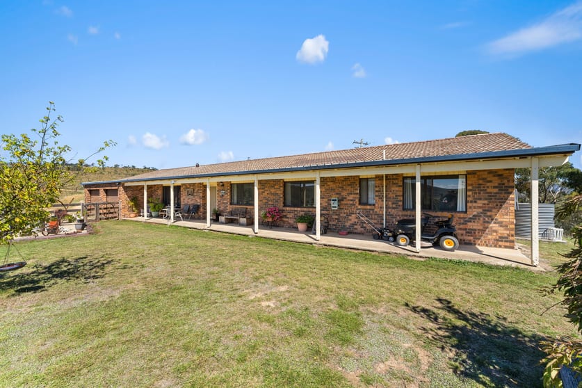 Click to view all images 3212 Jerangle Road Captains Flat NSW 2623 - Image 1