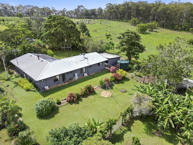 Click to view all images 265 Stottenville Road Bauple QLD 4650 - Image 3