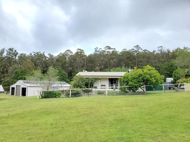 Click to view all images 20 Peisleys Rd, GENOA Via Mallacoota VIC 3892 - Image 2