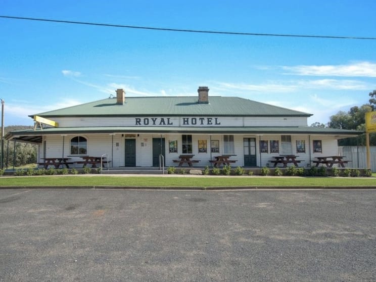 Click to view all images 82 Tamba Street Tambar Springs NSW 2381 - Image 1