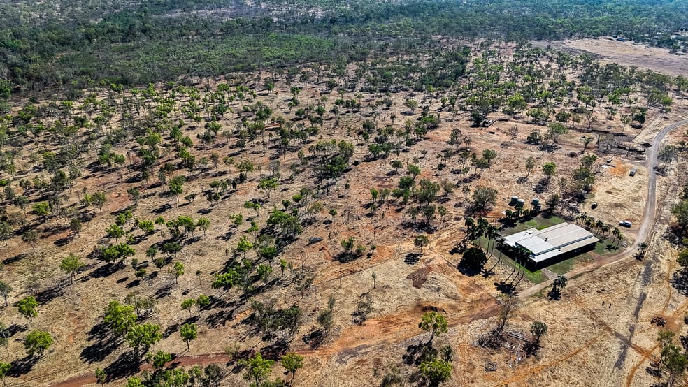 Click to view all images 409 Hendry Road Katherine NT 0850 - Image 2