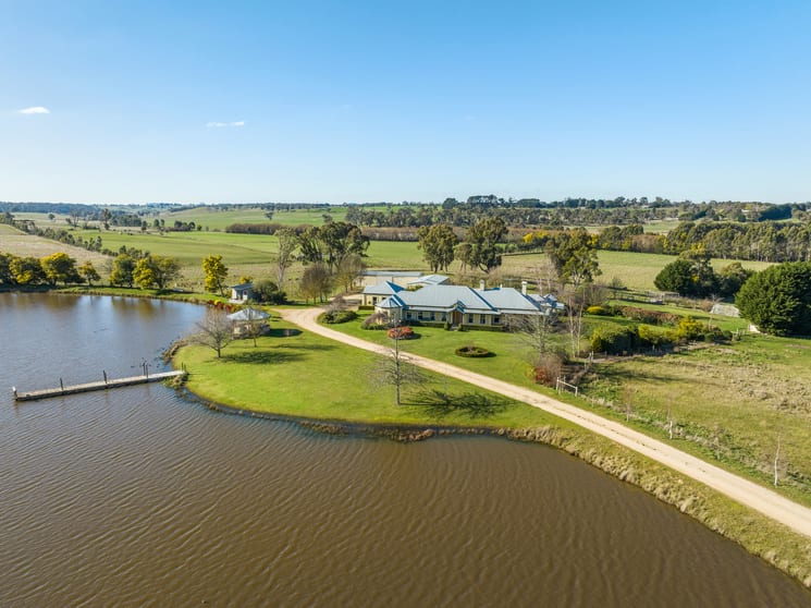 Click to view all images 125 Cemetery Road Tylden VIC 3444 - Image 3