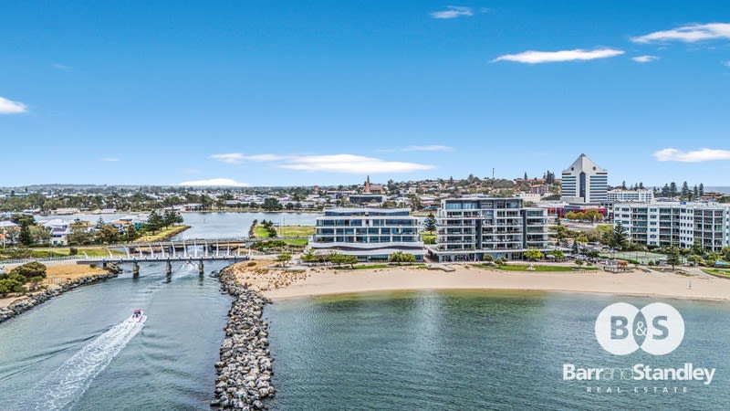 Click to view all images Taffy's/shop 4/21 Holman Street Bunbury WA 6230 - Image 1