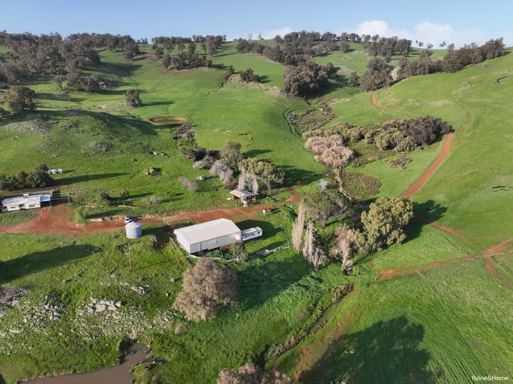 Click to view all images 6252 Harvey-Quindanning Road Lower Hotham WA 6390 - Image 2