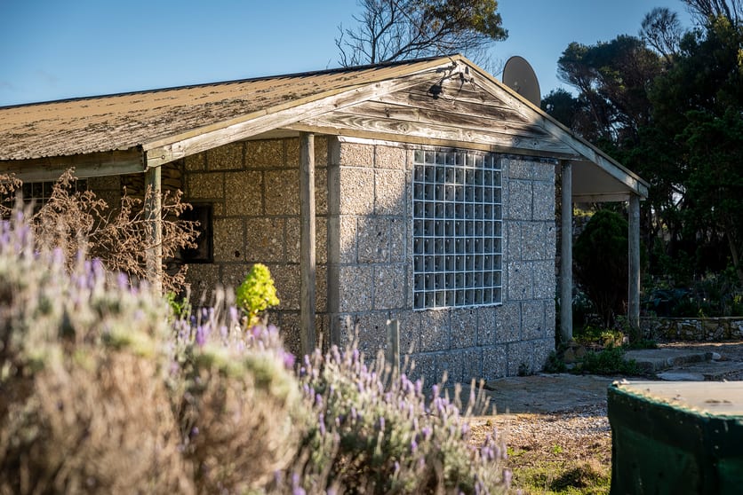 Click to view all images 1157 Coast Road Lady Barron TAS 7255 - Image 3