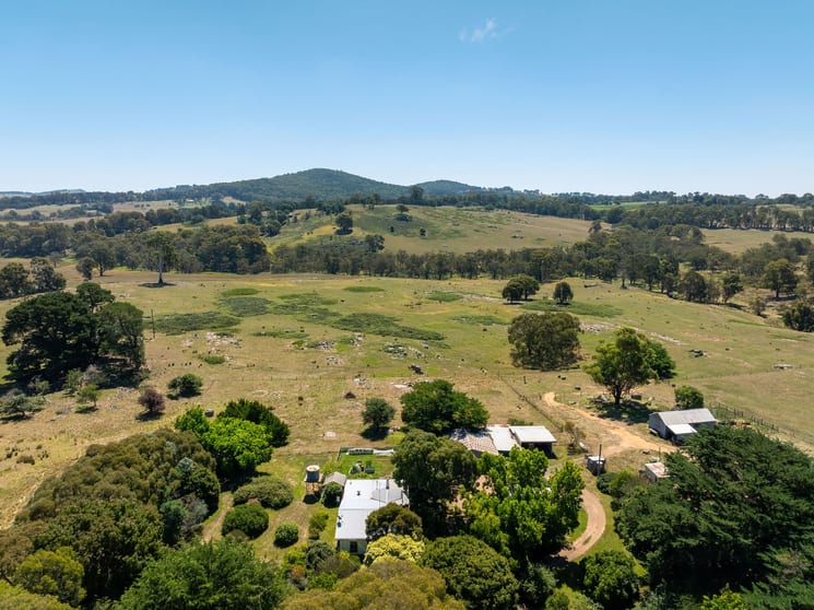 Click to view all images 290 Ankers Road Strathbogie VIC 3666 - Image 3