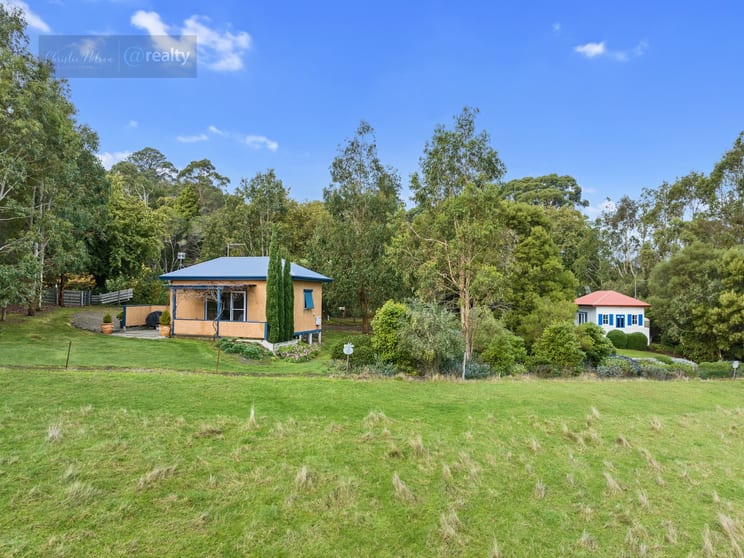 Click to view all images 585 Yarragon-Leongatha Road Wooreen VIC 3953 - Image 3