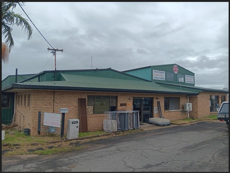 Click to view all images 88-90 Islander Rd Pialba QLD 4655 - Image 3