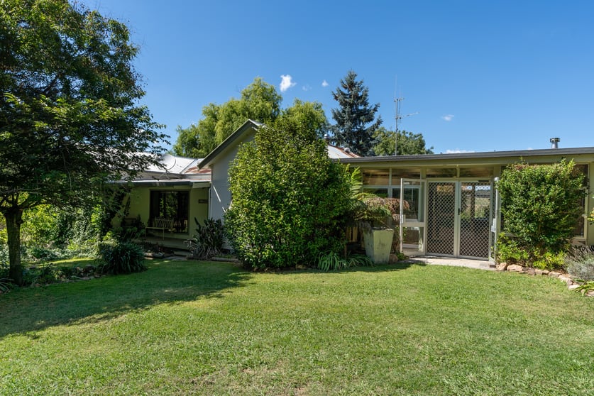 Click to view all images 2439 Mitchell Highway Vittoria NSW 2799 - Image 3