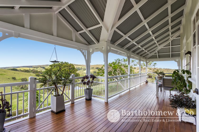Click to view all images 390 Cannon Creek Road Cannon Creek QLD 4310 - Image 3