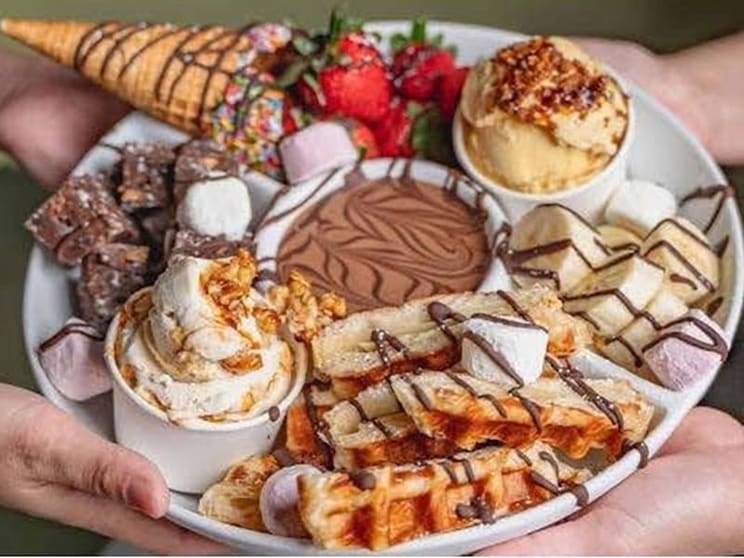 Click to view all images Takeaway Food business for sale in Gold Coast Greater Region QLD - Image 2