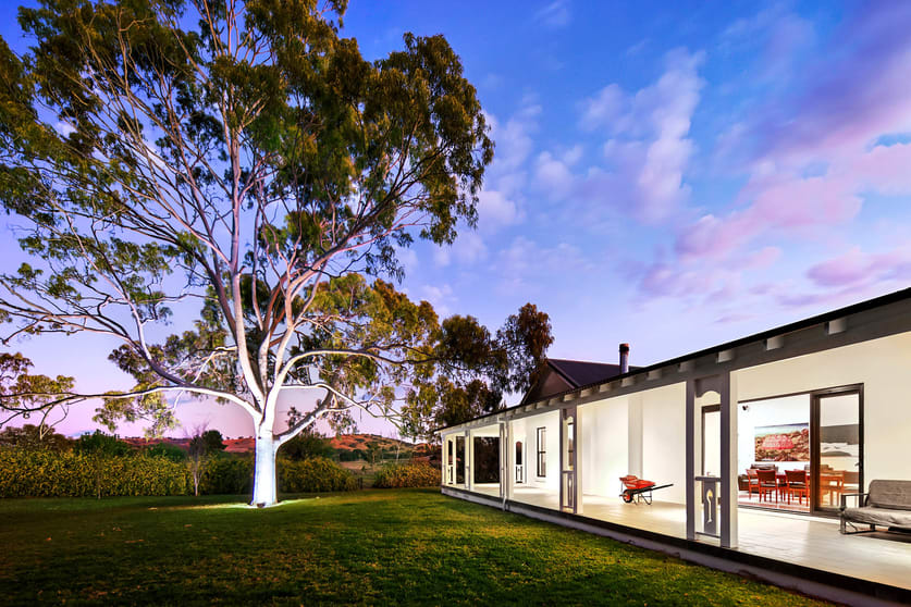 Click to view all images Manilla Road Tamworth NSW 2340 - Image 3