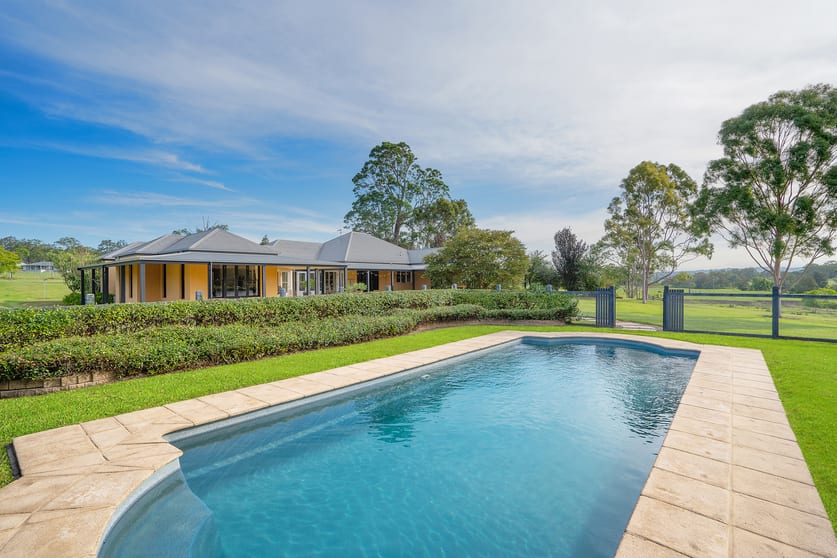 Click to view all images 8 Woodville Street Duns Creek NSW 2321 - Image 2