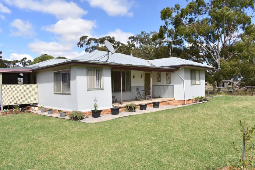 Click to view all images 987 Boorr Hill Road Bruie Plains NSW 2875 - Image 2