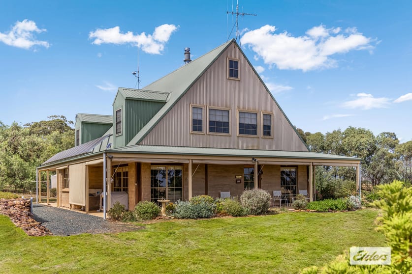 Click to view all images 493 Myola East Road Toolleen VIC 3551 - Image 3