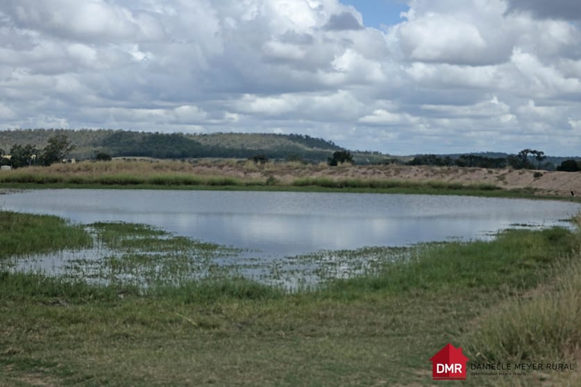 Click to view all images Eidsvold East QLD 4627 - Image 2