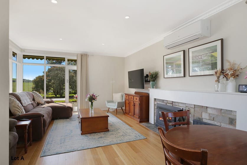 Click to view all images Kellys Road Grenville VIC 3352 - Image 3