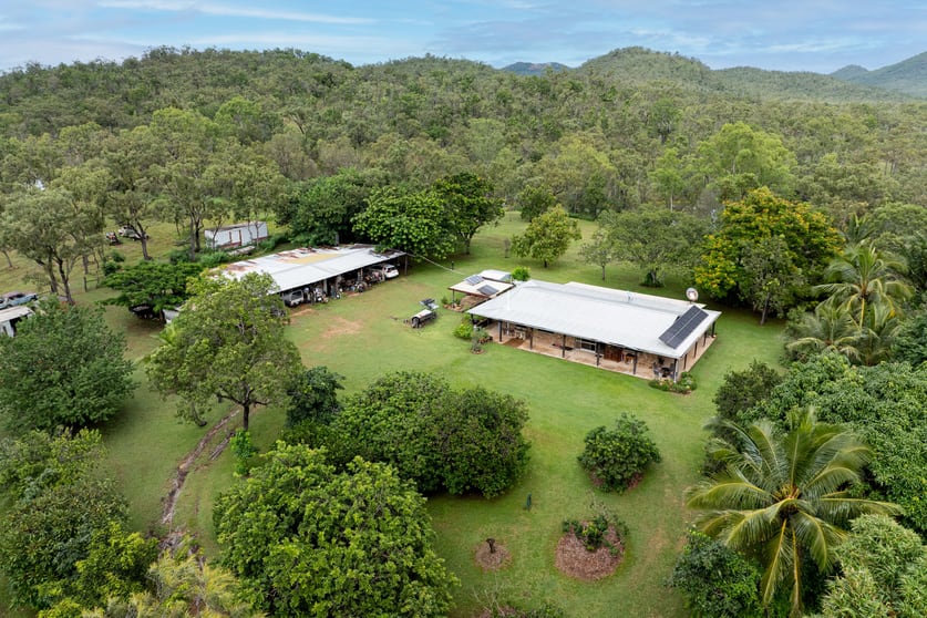 Click to view all images 198 Carbonate Creek Road Dimbulah QLD 4872 - Image 1