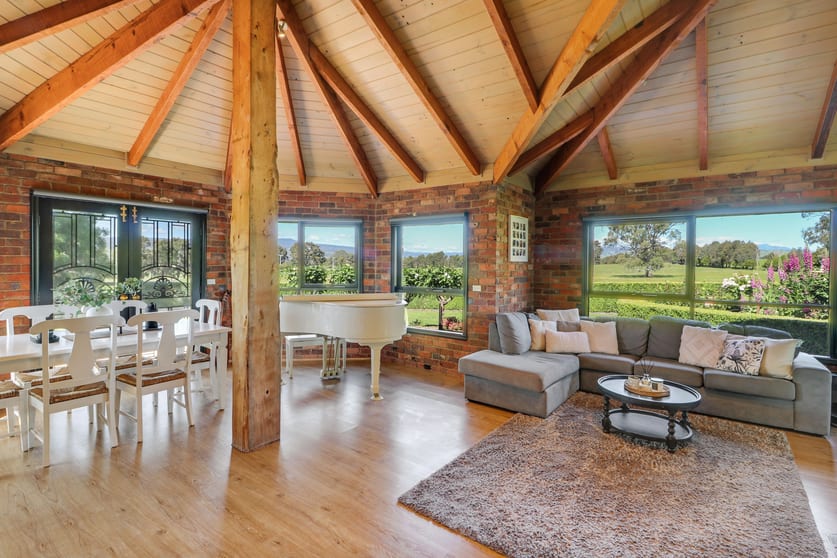 Click to view all images 290 Barwite Road Mansfield VIC 3722 - Image 2
