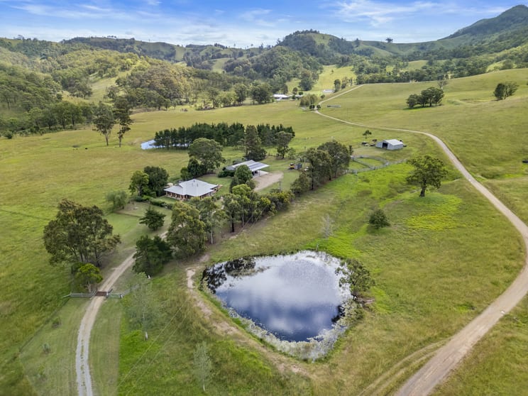 Click to view all images 149 Geary's Crossing Road Singleton NSW 2330 - Image 2