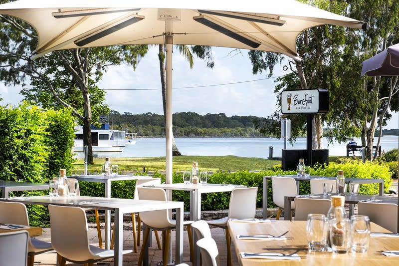 Click to view all images Barefoot Bar & Grill Located At 5/ 269 Gympie Terrace Noosaville QLD 4566 - Image 2