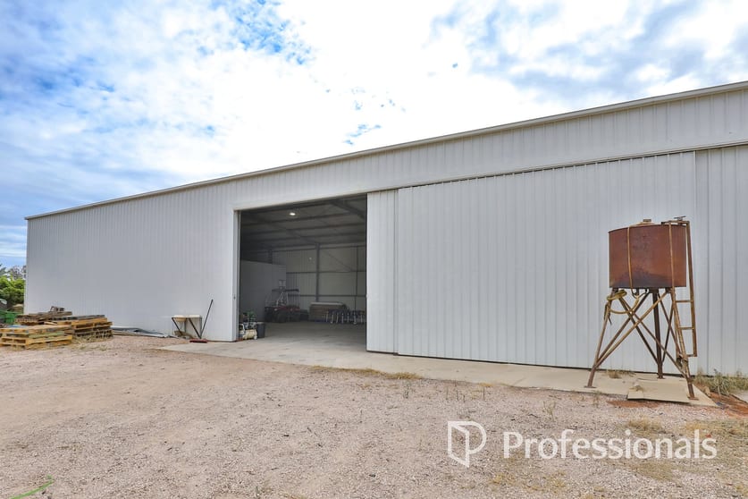 Click to view all images 405 Euston Avenue Red Cliffs VIC 3496 - Image 3