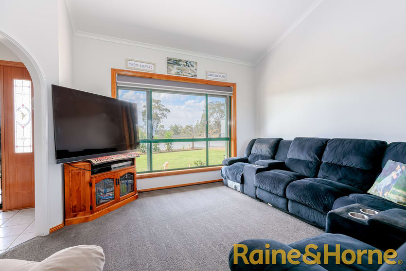 Click to view all images 235L Peak Hill Road Dubbo NSW 2830 - Image 3