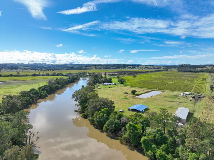 Click to view all images Munro Wharf Road Tucki Tucki NSW 2480 - Image 2