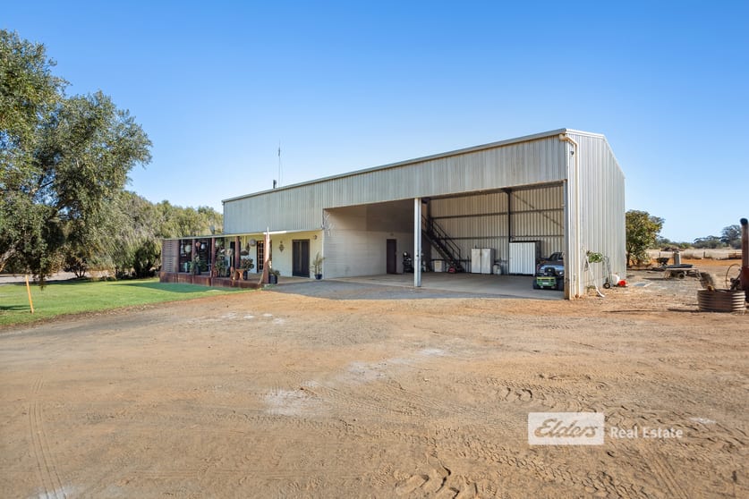 Click to view all images 156 Gavins Road Capel WA 6271 - Image 3