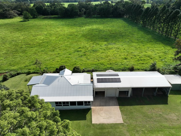 928 Glen Allyn Rd Glen Allyn QLD 4885 - Image 1