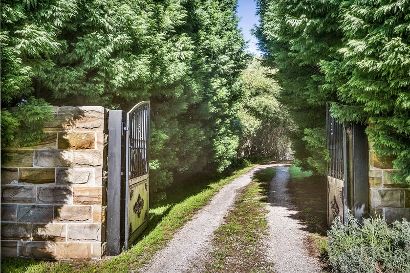 Click to view all images 114 Myra Vale Road Wildes Meadow NSW 2577 - Image 2