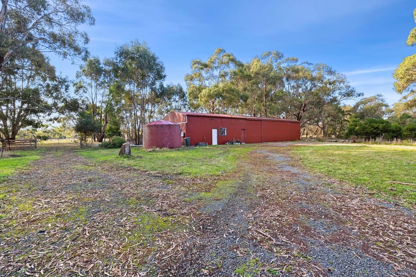 Click to view all images 70 Parkers Road Lal Lal VIC 3352 - Image 2