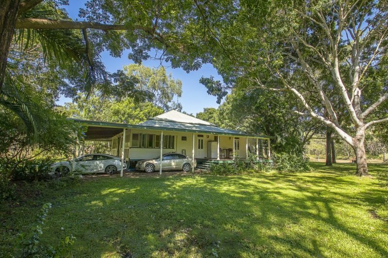 Click to view all images 229 Purono Parkway Yabulu QLD 4818 - Image 2