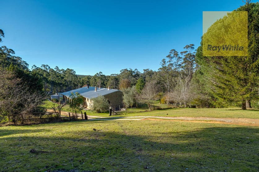 Click to view all images 560 Wombeyan Caves Road Taralga NSW 2580 - Image 1