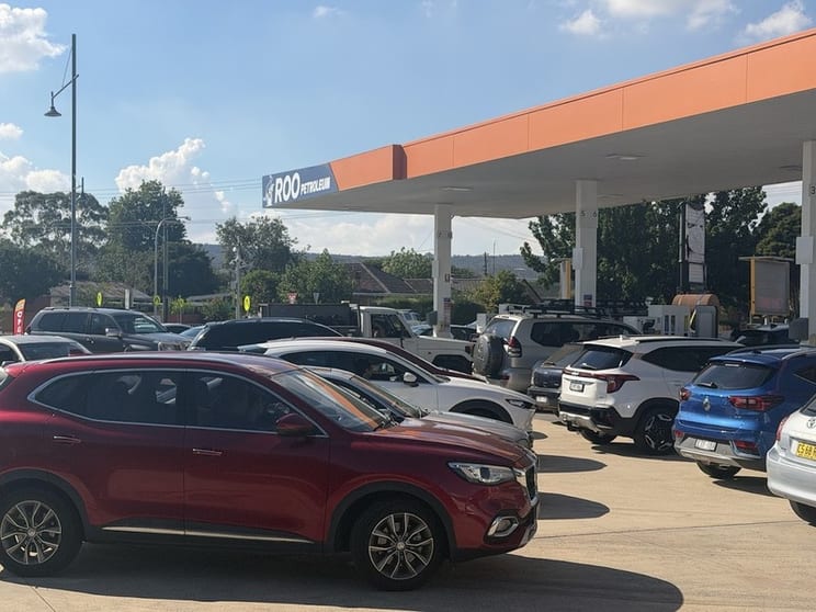 Click to view all images Service Station business for sale in Albury - Greater Region NSW - Image 3
